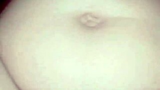 good video of naree doing tasty squats and getting wet