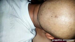 o corno chupou minha buceta toda gozada deixando limpinha