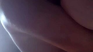 i am 19 years old wife with big ass and big tits