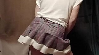 2024 12 17 esclave f autoseance striptase caresses etmagicwand