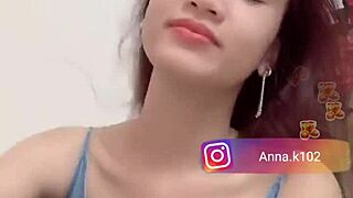 instagram anna k102 shows her flat chest in casual pose