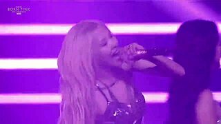 Concierto de Born Pink Blink with Japanese Prostitutes