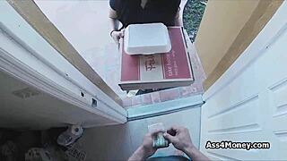 pizza delivery turns into hardcore blowjob for cash