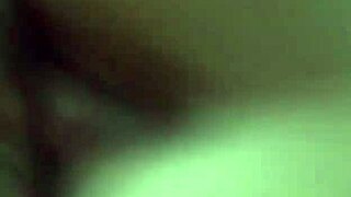 Veronica's amateur pussy delights in creamy homemade pleasure