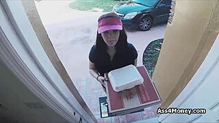 pizza delivery turns into hardcore blowjob for cash