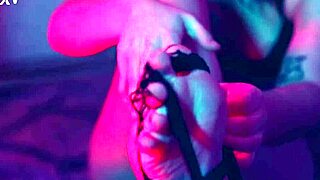 Wow, tiny foot worship and tickling domination with sucking toes!