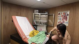 scarlett johnson consults on medical tit issues part two