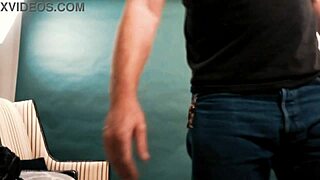 does exotic hottie spread wide for nasty photographer