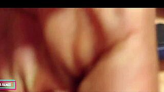 A Novinha e Coroa Sexo Entre Gerações