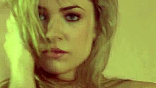 Powerful table top masturbation by hot whore