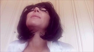 Stepmommy So Young And Kind