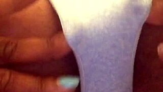 Big Pussy In Little Panties Dancing Close