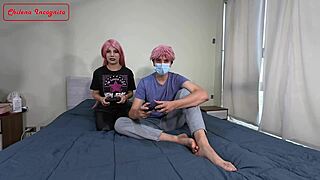 I fuck my gamer friend fanatic of fortnite