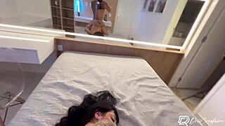 Drii cordeiro intensely massages her pussy and receives facial cumshot