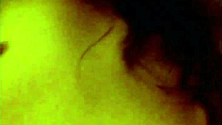 amateur asian girlfriend fucks for fun with her boyfriend