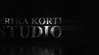 Melania Dark Enjoys A Workout With Romeo First In Colombian Setting