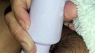 amateur latina housewife plays with toy on wet pussy ending