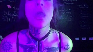 lexi smokin and masturbatin with big toys