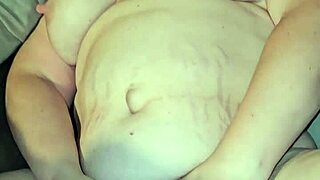 solo cum play with milf tits 😏