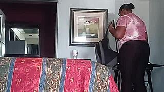 Threesome With Chocolate And Sexi Thick