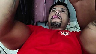 i, delishus bbdw, prey in clost for lifegaurd