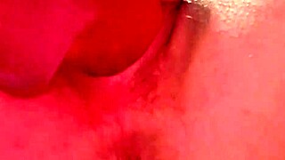 i'm showing a close-up of the juciest pussy, it's my freind's and she's fingering it