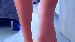 Desi College Girl Intense Skirt Masturbation