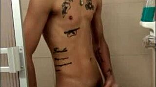 Hermanastra Pequena Cachonda Le Gusta Que Su Hermano Se La Folle Duro