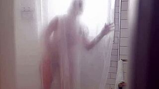 Blonde Teen Jessie Rogers' Big Ass Gets Fucked By Stepbrother After Shower