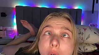 I crazy fist her tite pussey and anal fuck