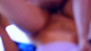 madrastra y compañero de deportes de su hermanastra en casa privada