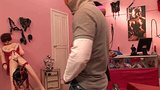 Fucking Brunette Big Tits Sexy Mom!