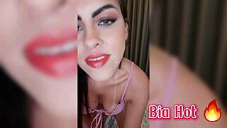bia hot morena safada masturbating and cumming hard on the lollipop