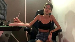 Psychologist can't hold back from seeing my big and I do it for her tight - full story in spanish