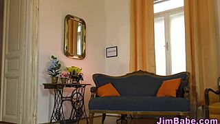 She Says, 'I'm A British Newbie Ready To Give Head And Fuck'