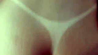 Com Plug No Cuzinho Ninfetinha Loirinha Seduz O Melhor Amigo Do Seu Esposo E Pede Pra Ele Foder Sua Buceta E Depois O Cuzinho At� Encher Ele De Porra