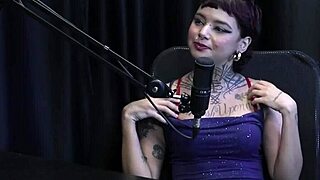 Annie Clementine Poses Sensually Then Admits Street Fucking