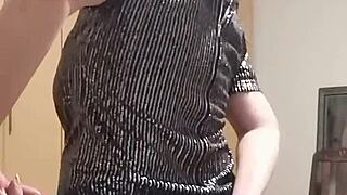 Hot South African Babe Strips Naked, Shows Sexy Body Without Tattoos Or Fake Boobs, Ready To Fuck Teens