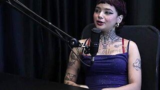 Annie Clementine Poses Sensually Then Admits Street Fucking