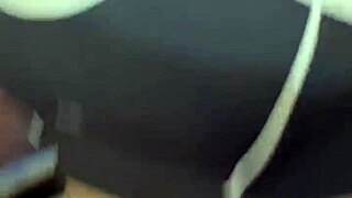 pós treino gostosa no banheiro lotado com creampie e orgasmo intenso