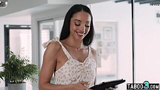 Recently divorced ebony alexis tae lures her sexy realtor into intense lesbian sex