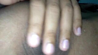 เย็ดหีสาวบริสุทธิ์แหกหีเลียเม็ดแตดจนน้ำแตก