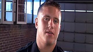 Pretty brunette Latina Samira sucks stiff pole before intense fucking