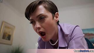 Quickie Fucking The Extra Small 18+ And Petite 18+ Tomboi Secretary