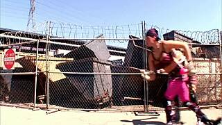 Pretty brunette Latina Samira sucks stiff pole before intense fucking