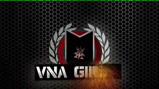 Natural-Breasted Siri Parts Her Thighs