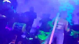 Epa colombia shows big tits live outdoors