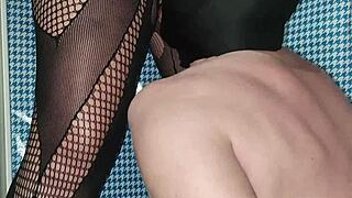 peeing in mouth drinking pee and cleanup