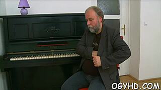 Perverted J gal enjoys old boner in wild blowjob session