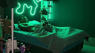 Feeling So Hot During First Time with Stepsister, Came Twice